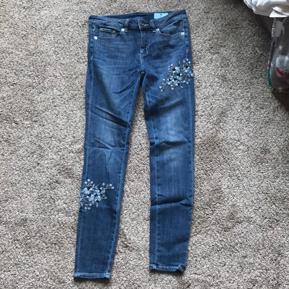 Mid rise jeans